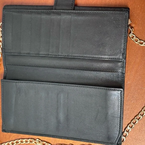 Gucci Guccissima Margaux Black
Calfskin Leather Continental
Wallet - Preowned - Picture 7 of 11